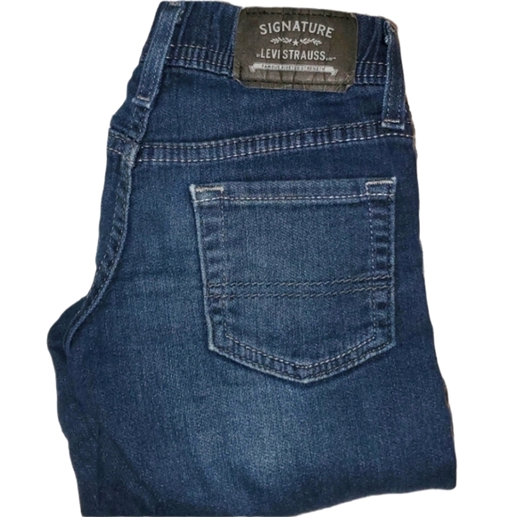 Levi Strauss Pull on Jeans - Picture 9 of 10